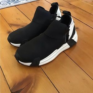 Moncler Women’s Compassor Sneaker